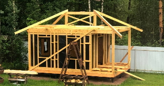 Сарай из бруса 100х100 в Ломоносове - строительство под ключ | Строй-Мск от 41692 руб.